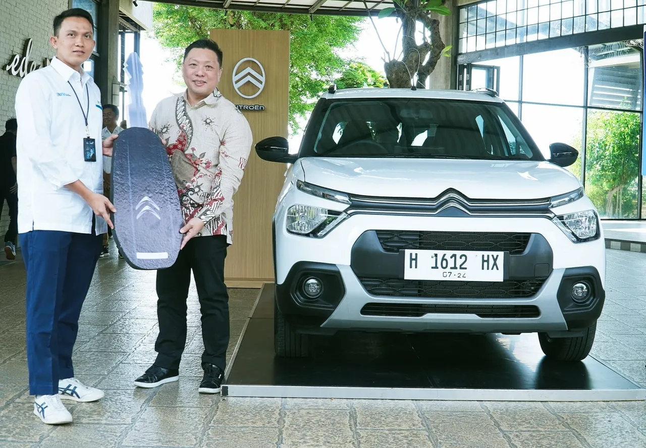 IND Kirim Pesanan Konsumen Citroen E-C3 All Electric ke Jawa Tengah